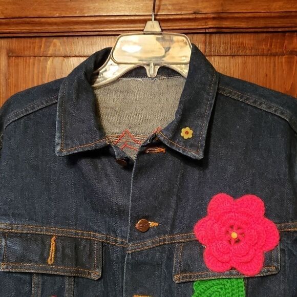 Vintage Denim Jacket Crochet Cross stitch Flowers - Picture 3 of 8